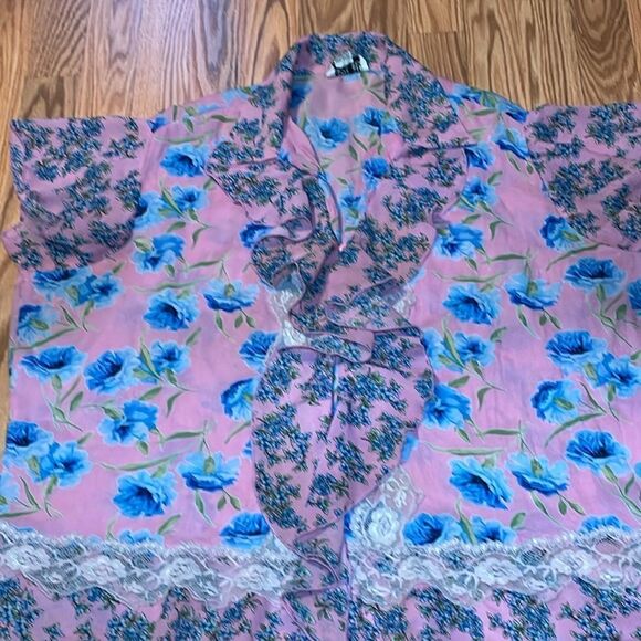 Coquette Blouse, Robbie Bee Floral Top, blue, pink, 16W - Picture 2 of 7